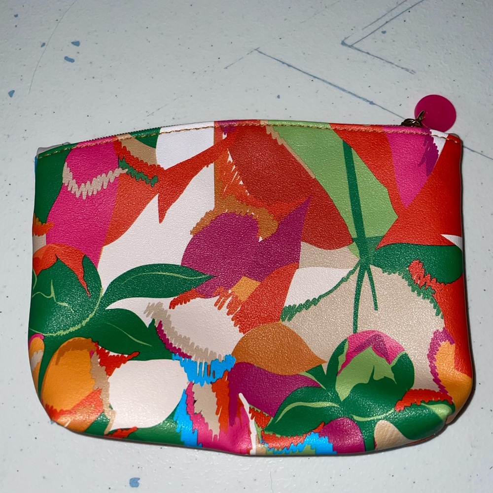 Ipsy makeup bag